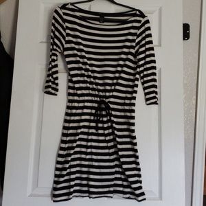 H&M black striped dress